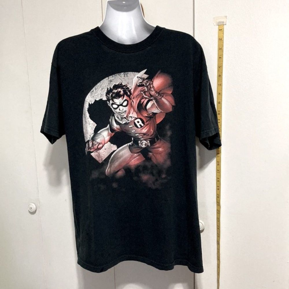 BATMAN ROBIN SPOTLIGHT Boys Youth Black Tshirt Size 14 - Picture 3 of 11